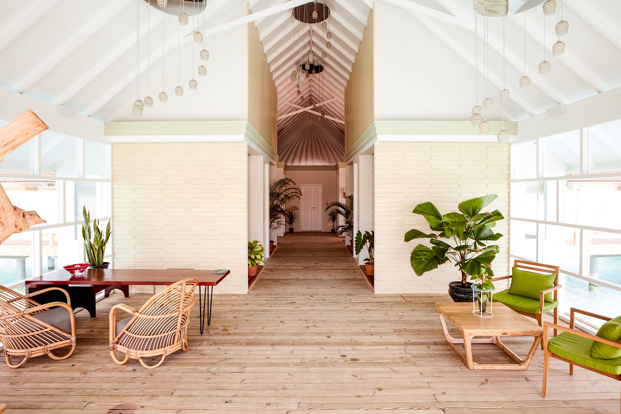 Olhuveli Newspa 0199