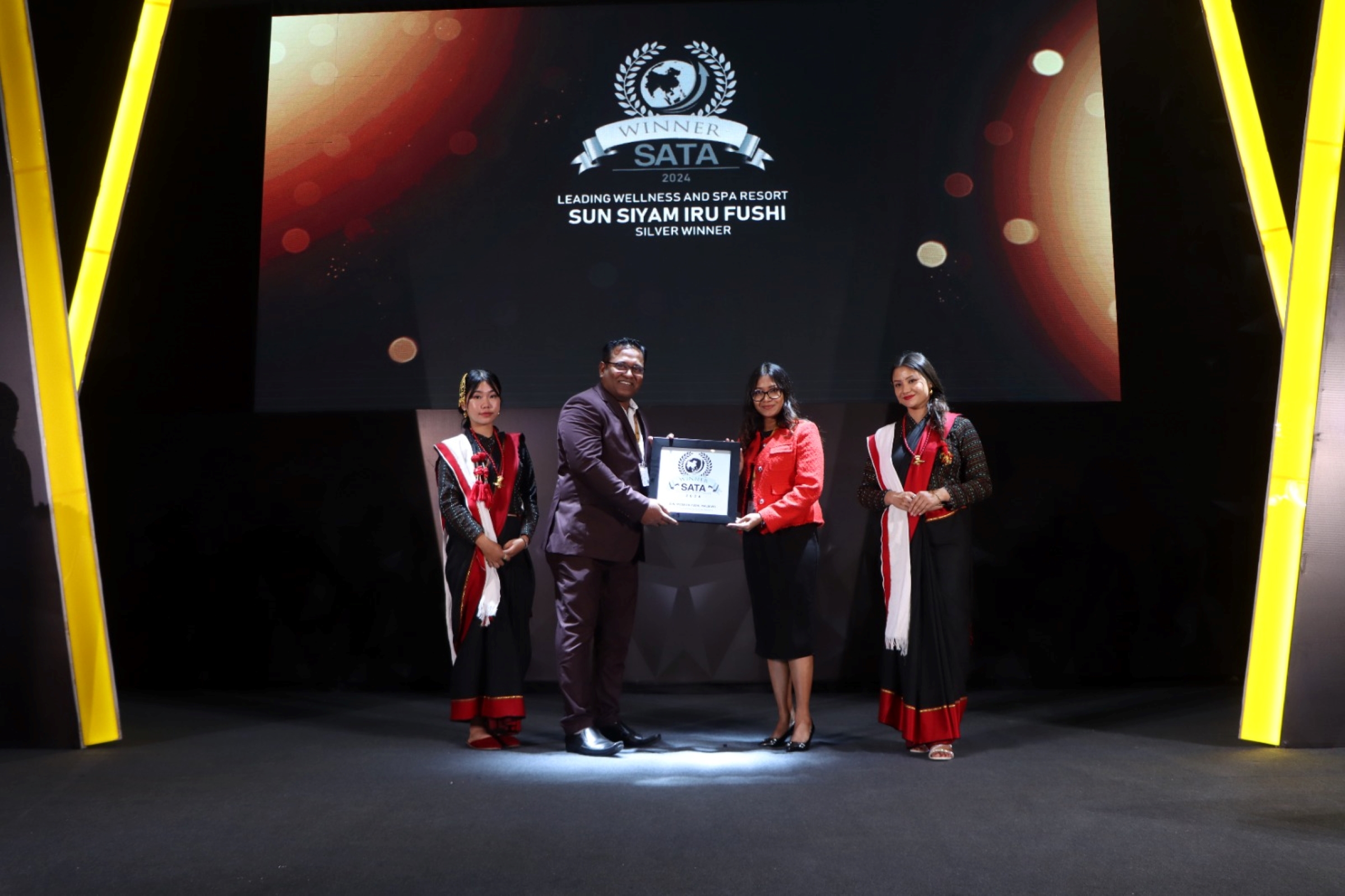 Sata Award Sun Siyam Iru Fushi Wins Sata Leading Wellness Spa Award