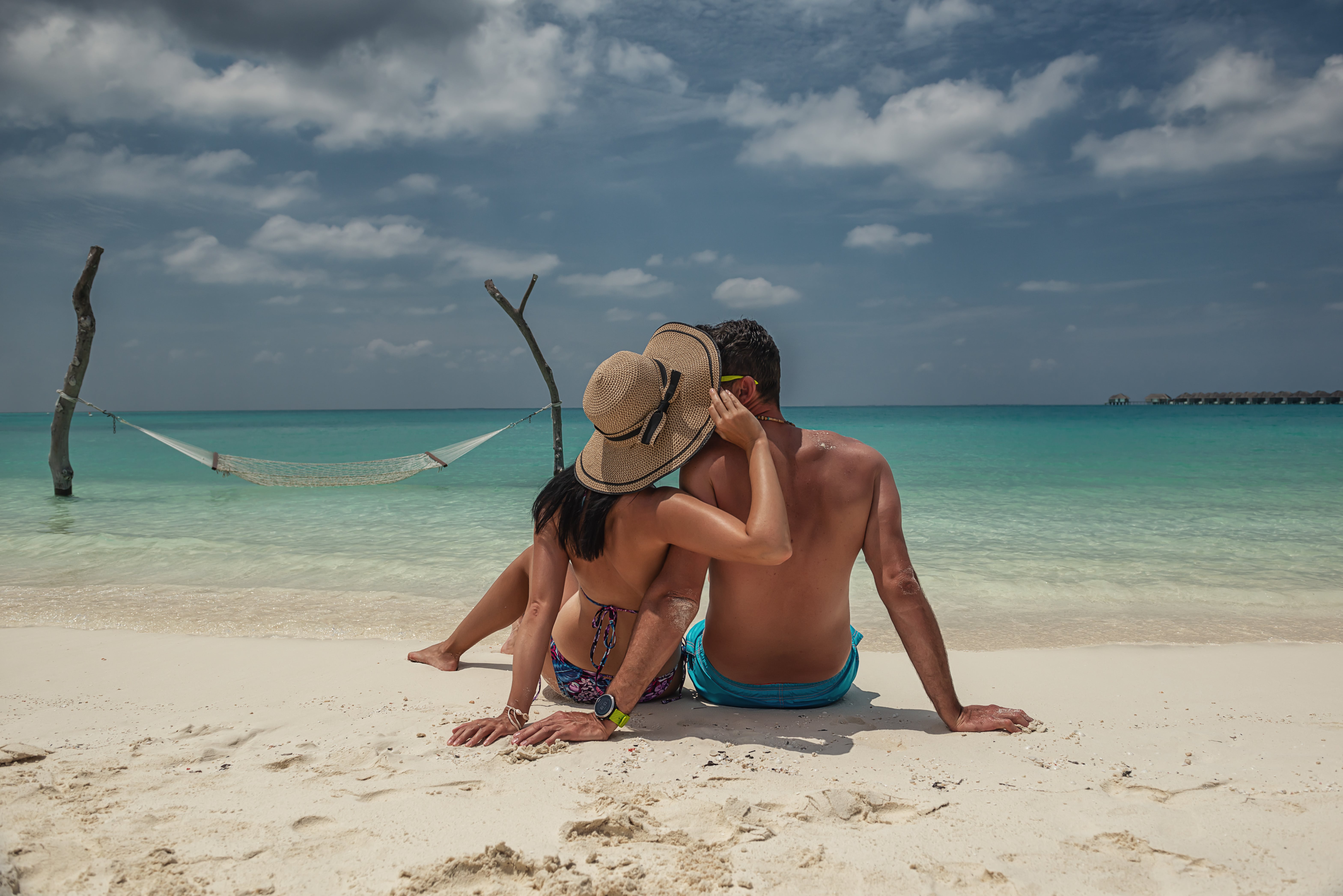 Honeymooners 1 Min