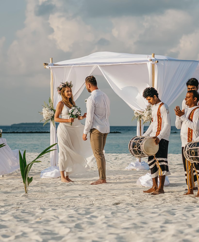 Weddings 001 Min
