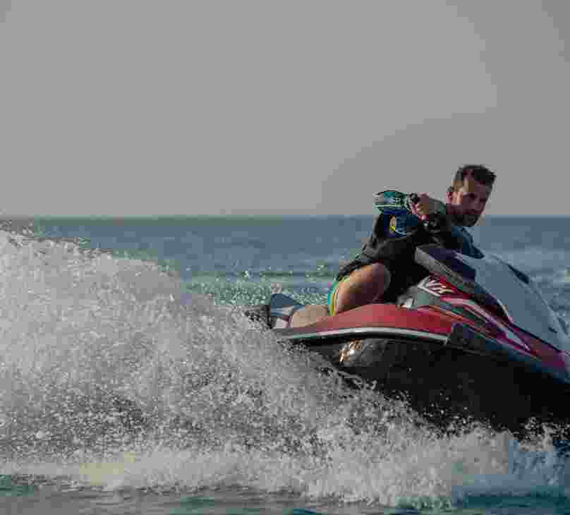 Water Sports L Min