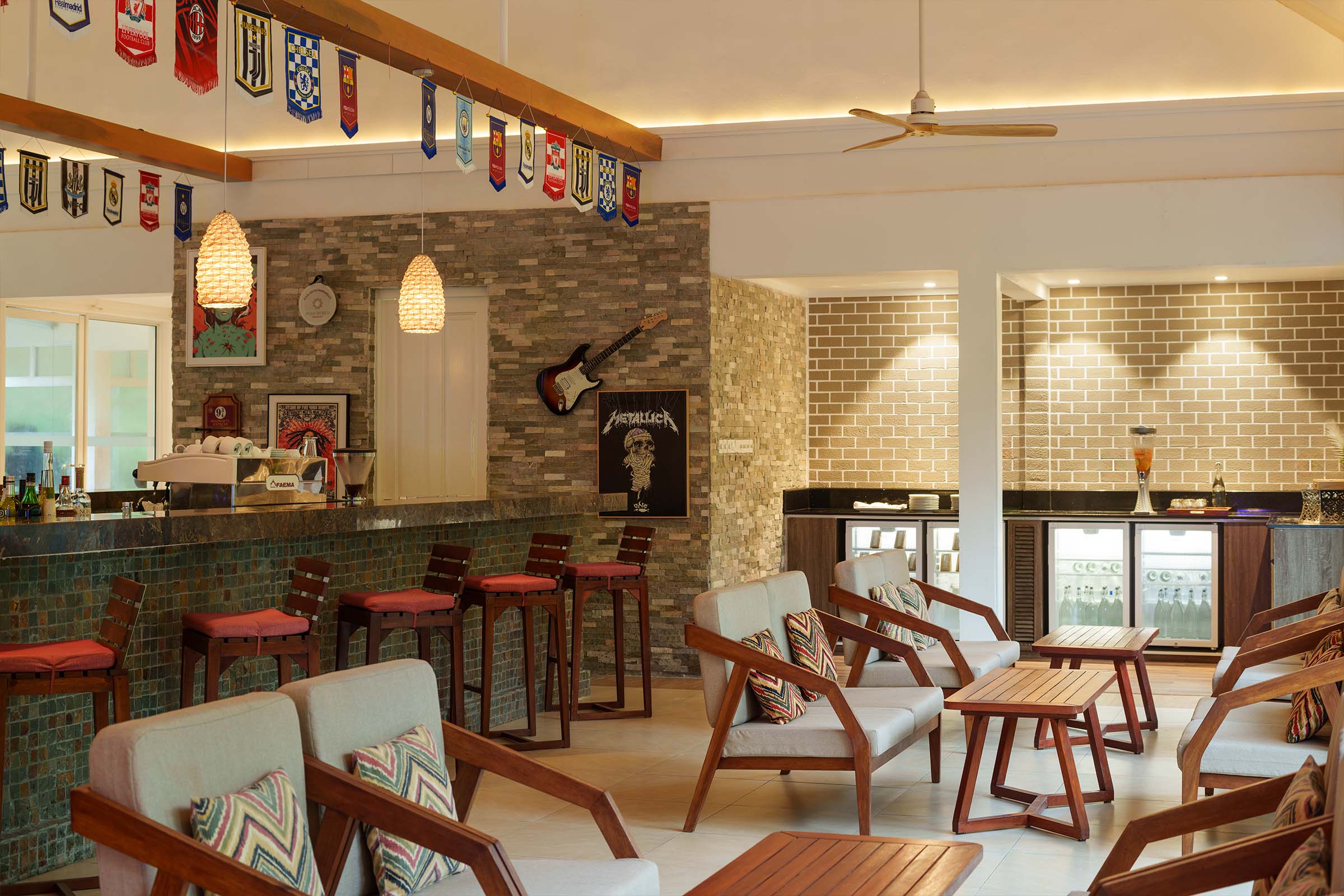 Siyam World Kulhivaru Bar
