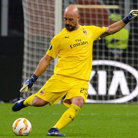 Pepe Reina Footbal Camp At Siyam World 1