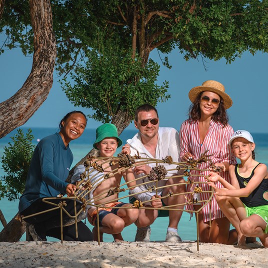 Sw Coral Planting 1 R