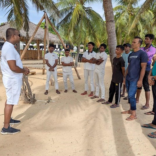 2 1 Sun Siyam Resorts Cleanup Arshed