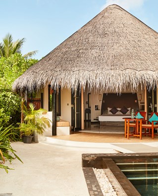 Irufushi Deluxe Beach Villa Pool 0235
