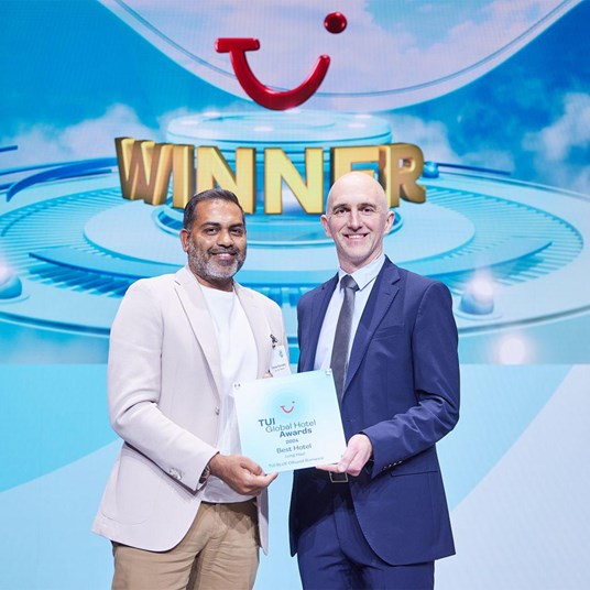 Tui Olhuveli Romance