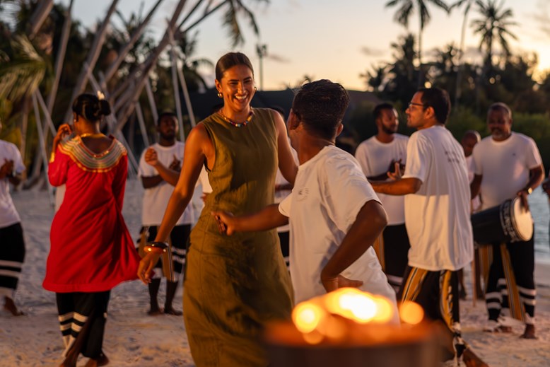 Maldivian Roots