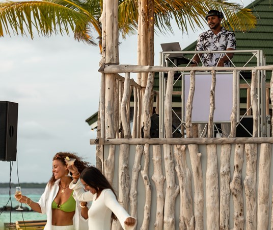 Siyam World Beach Club