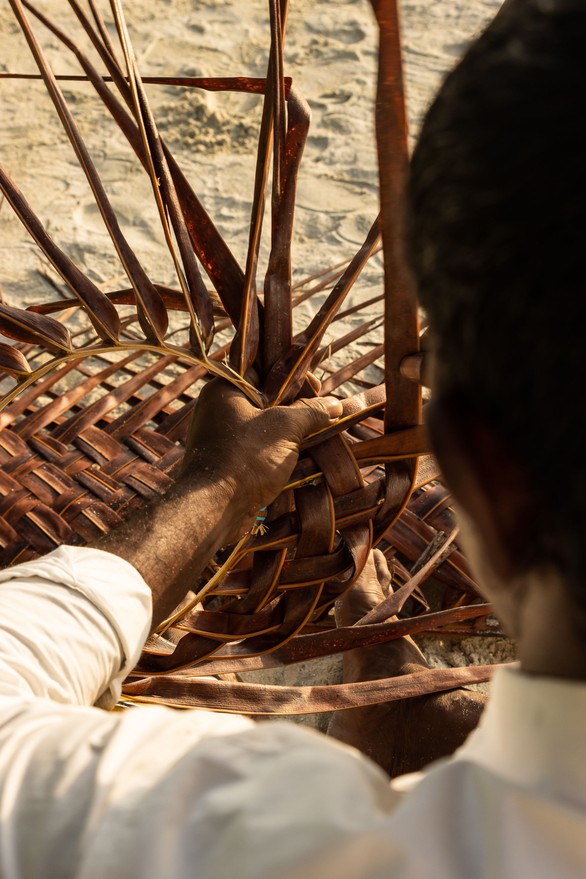 Local craftsmanship ateliers using coconuts and palms