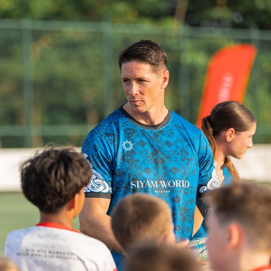Fernando Torres At Siyam World Maldives