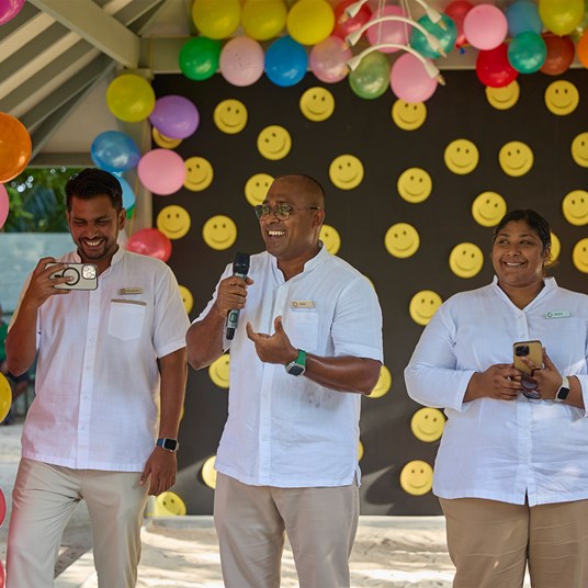 World Smile Day Celebration At Sun Siyam Olhuveli Maldives 3