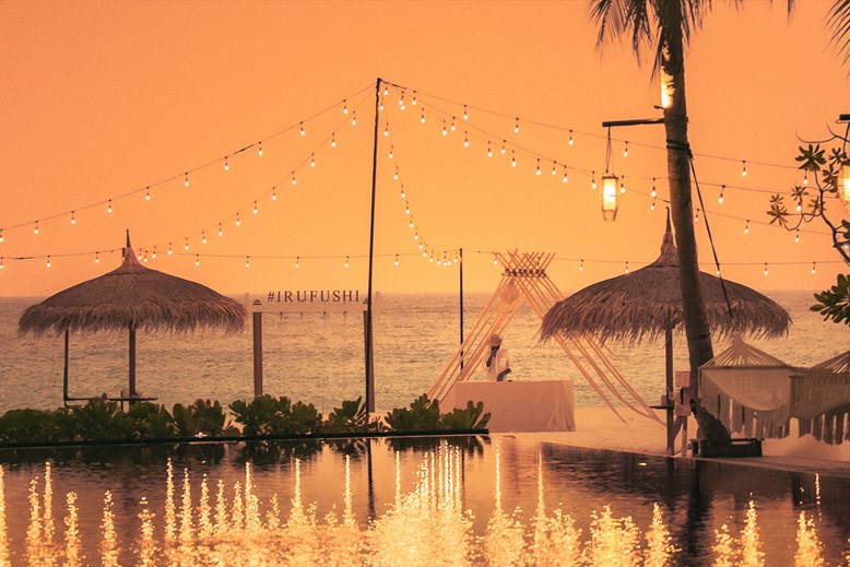 Sun Siyam Iru Fushi Beach Club