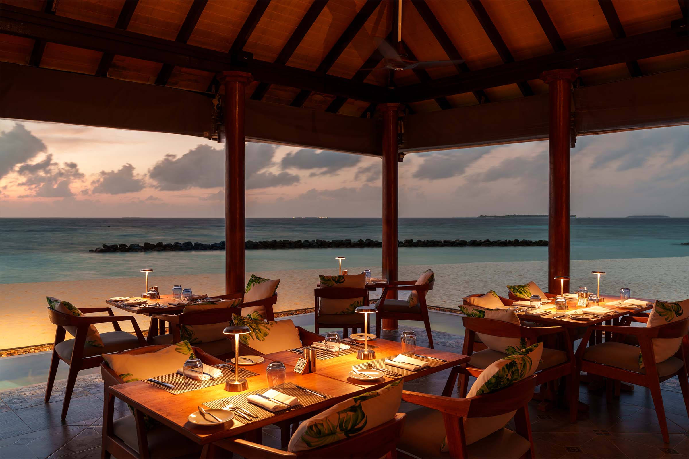 Siyam World Wahool Grill Restaurant Dining